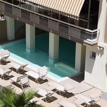 Hotel Leon D'oro 3*