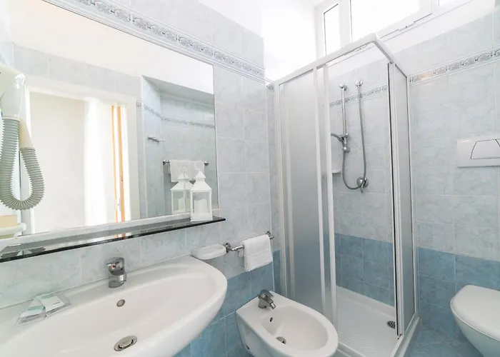 Hotel Leon D'oro Cattolica