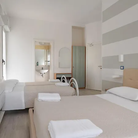 Hotel Leon D'oro 3*