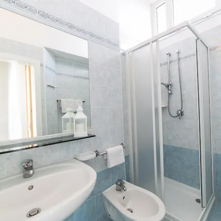 Hotel Leon D'oro Cattolica