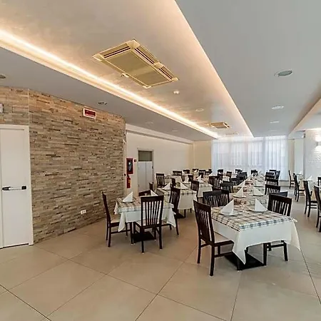 Leon D'oro Hotel 3*
