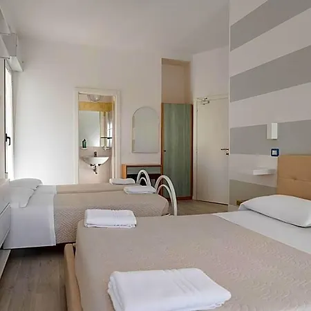 Hotel Leon D'oro 3*