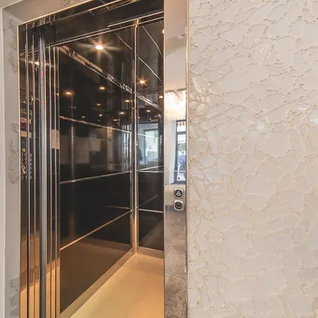 Leon D'oro 3* 카톨리카